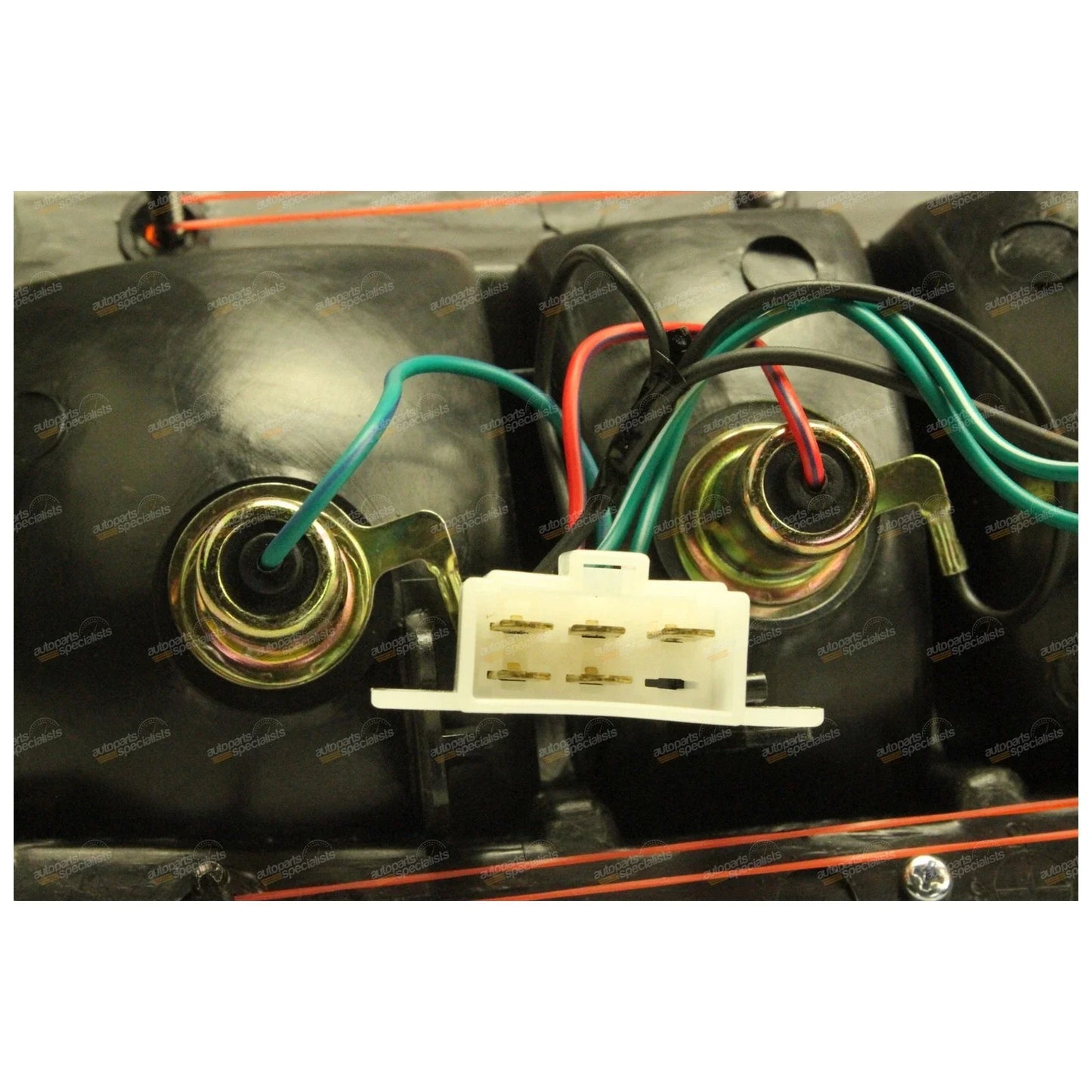 LH+RH Black-Edge Tail Lights Pair for Mitsubishi Triton (1986-1996)
