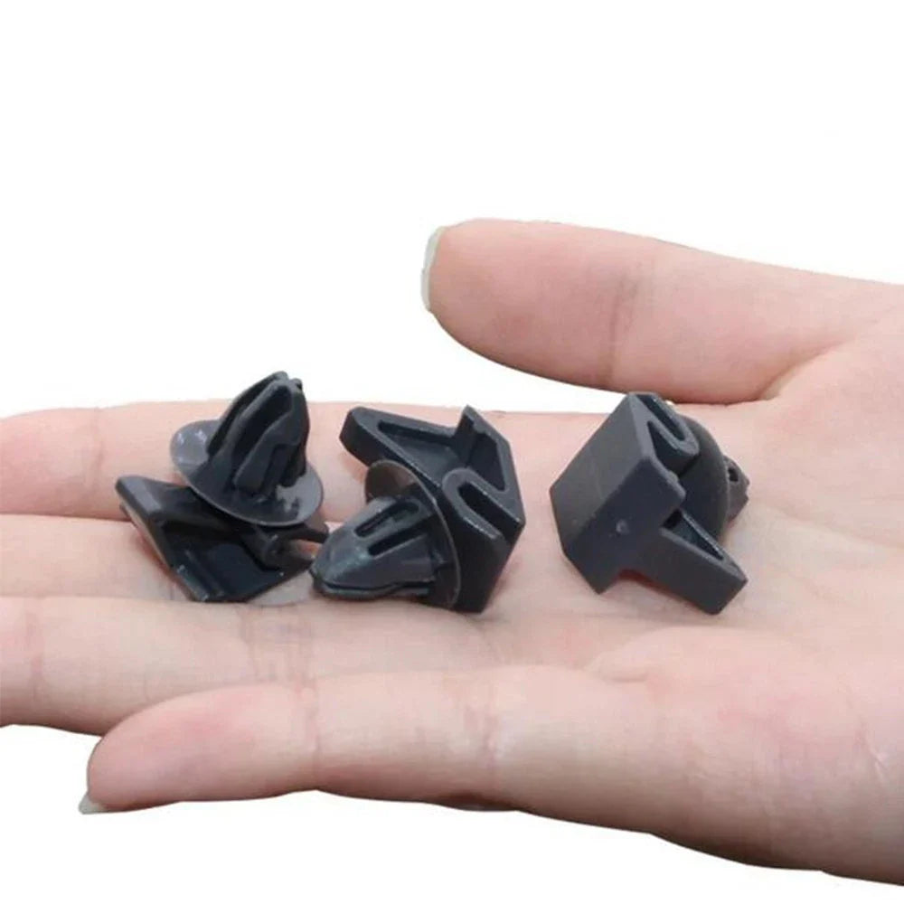 10 x Car Side Skirt Moulding Retainer Clips for Ford Focus, Lincoln (2000-2011)