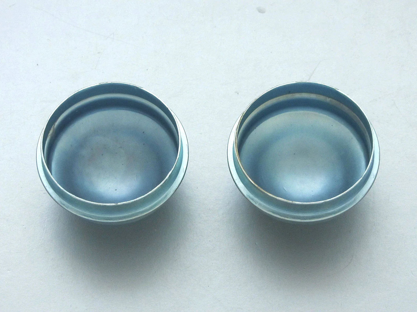 Centre Wheel Hub Axle Bearing Dust Grease Cap Set for Nissan Datsun 520-620