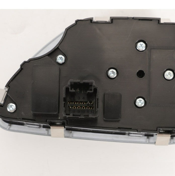 Replacement Headlight for Jeep Cherokee (2014–2015)