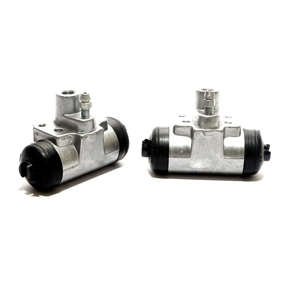 Rear Wheel Brake Cylinder Pair for Isuzu Pickup Truck (2002–2011)
