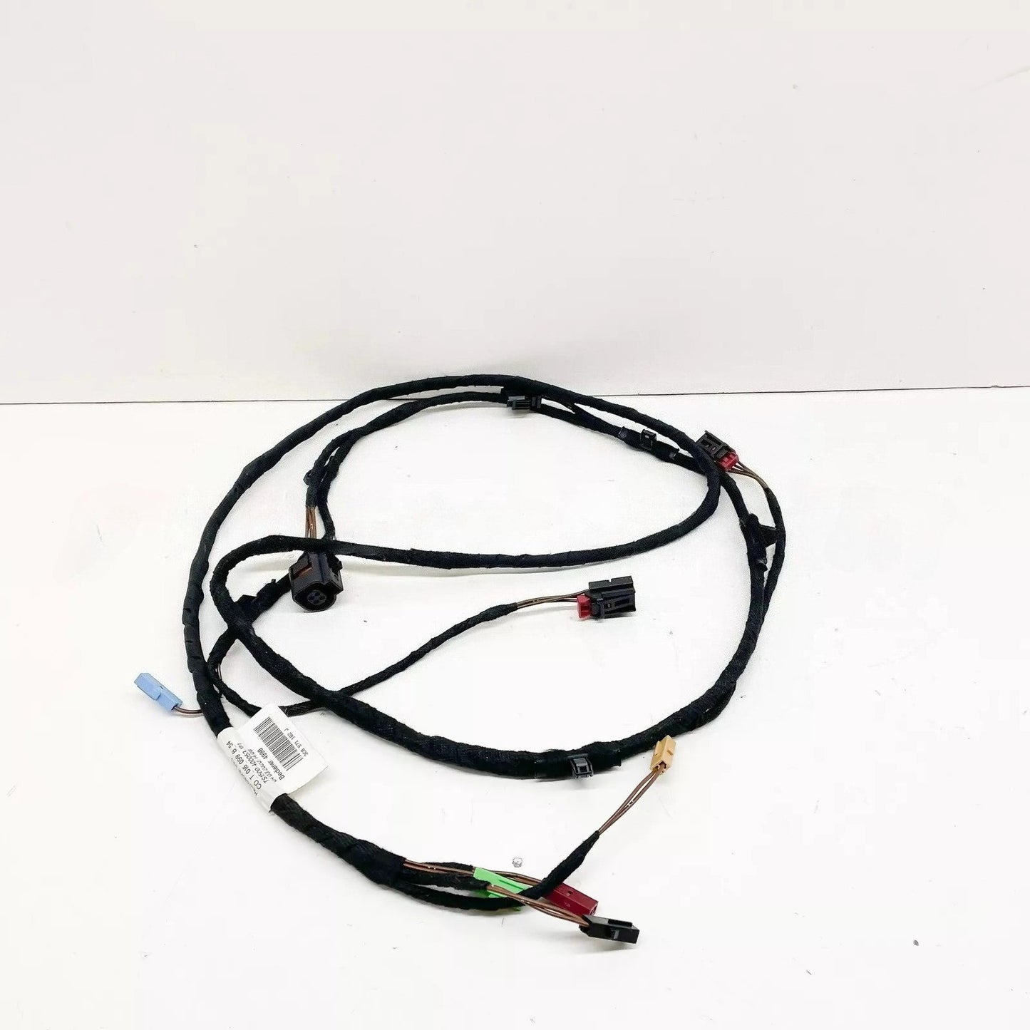 Set of 2 Rear Tailgate Cables for VW Passat CC (2008–2017) RHD