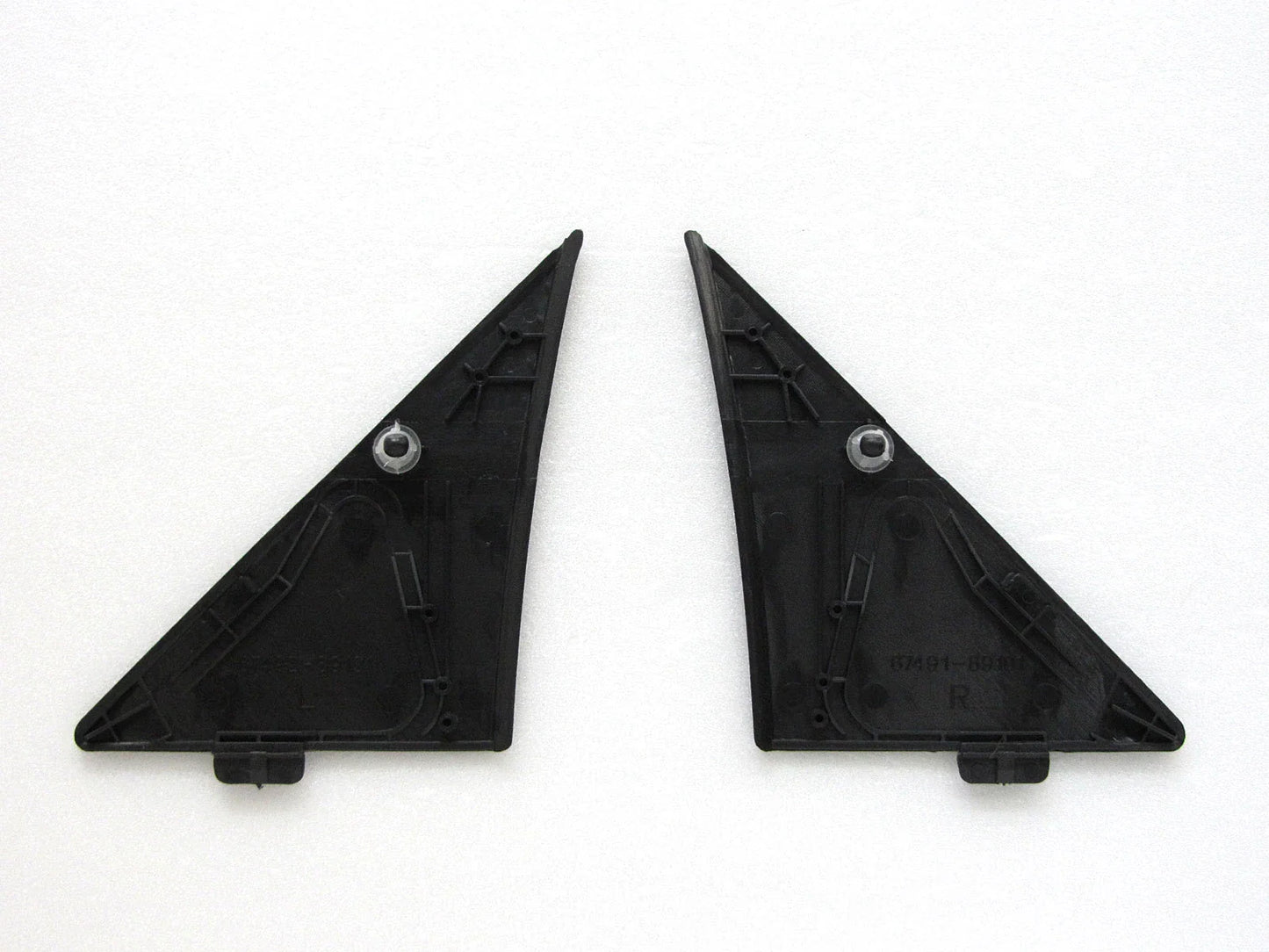 Pair of Mirror Base Covers for 88-97 Toyota Hilux Mighty-X LN85 RN85 RN90