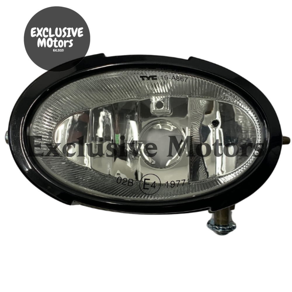 Left-Hand Fog Light for Mazda 3 Axela Hatch/Sedan (2004-2008)